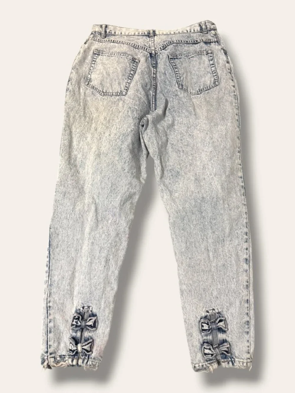 Gitano Jeans Women 34 Acid Wash Distressed Bow Back Raw Hem Tapered Frayed Ankle - Picture 3 of 13